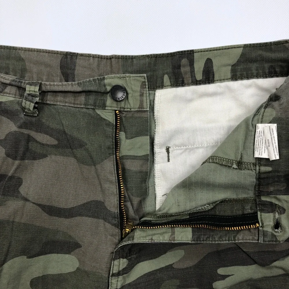 Genuine Dickies Mens 32 Camo Ripstop Cargo Shorts Green 10